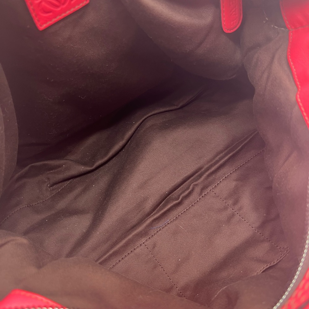 🔥Loewe authenticated 2way shoulder leather bag…EUC STUNNING!! - Picture 14 of 15